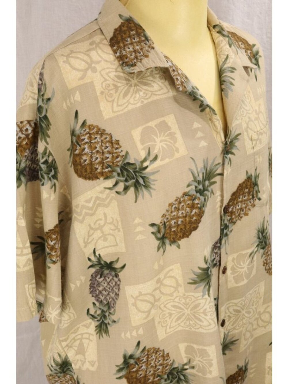Grandpacore Aloha Hawaiian Shirt Men 2XL Tan Pineapple Honu Hibiscus Tapa VTG 90 - Picture 10 of 13